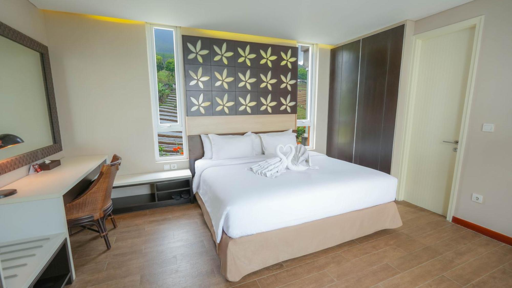 Amartahills Hotel And Resort Batu  Room photo