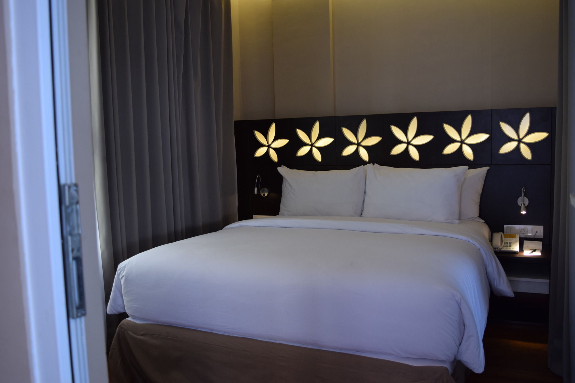 Amartahills Hotel And Resort Batu  Exterior photo